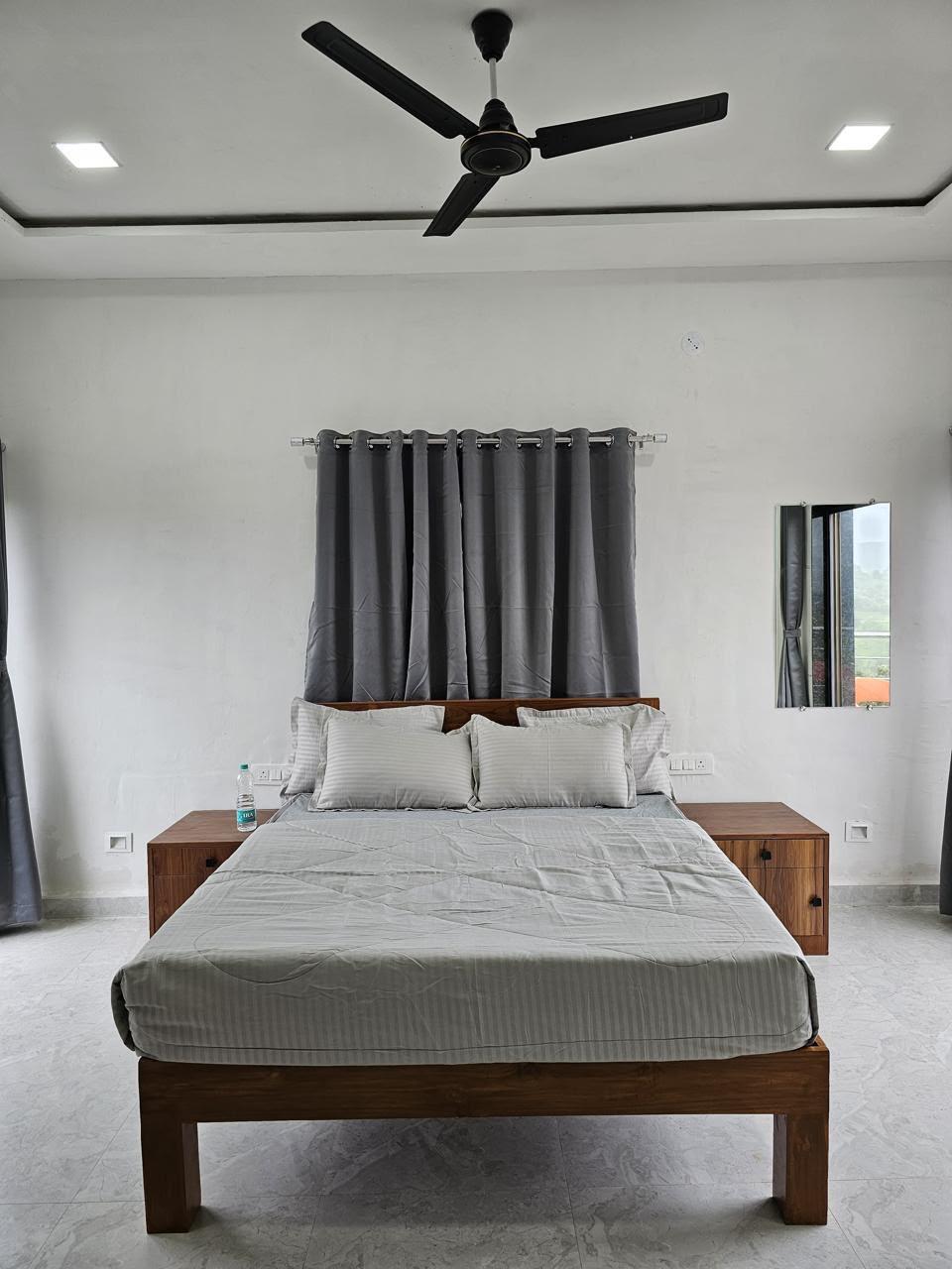 Hotel Randha property